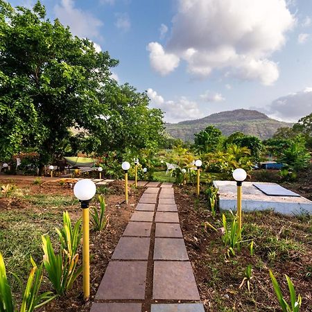 Saffronstays Vyom Farms Karjat Extérieur photo